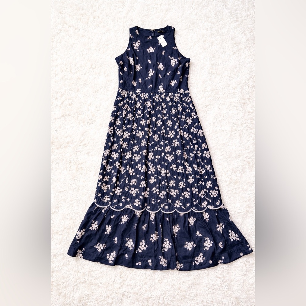 Ann Taylor Navy‎ Embroidered Floral Midi tiered sundress Sleeveless Scalloped
